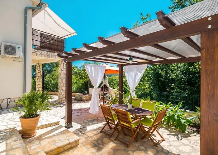 Holiday Home Nira By Interhome Tatil Evi