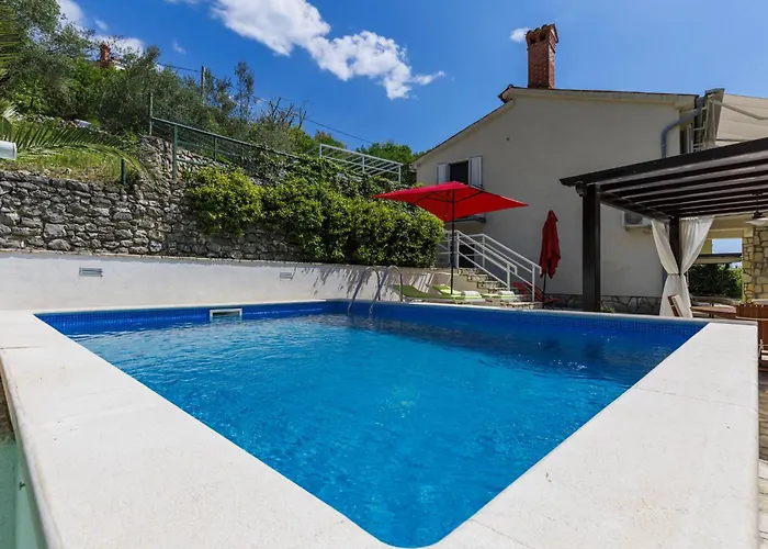 Holiday Home Nira By Interhome