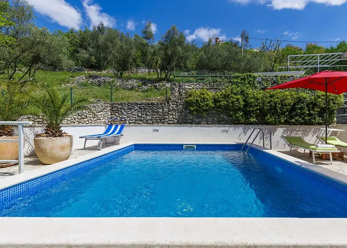 Holiday Home Nira By Interhome