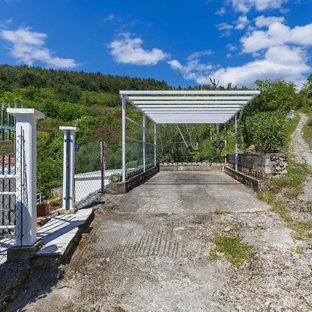 Haus Nira's House 129S Ferienhaus